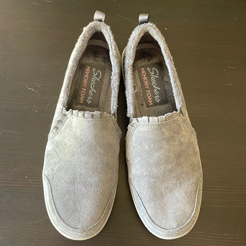 Skechers lined slip on shoes